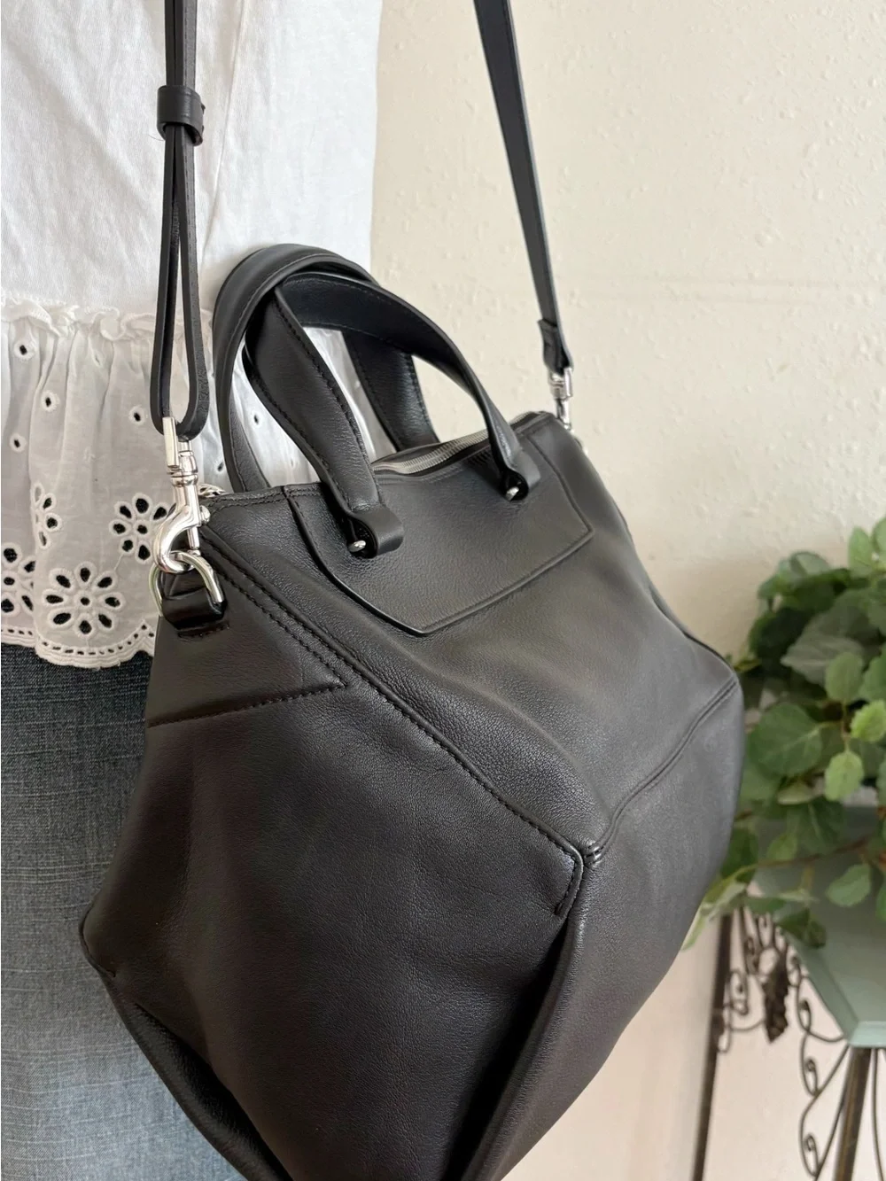 Rabeanco Black Leather Diamond Geometric Design Crossbody Bag Satchel